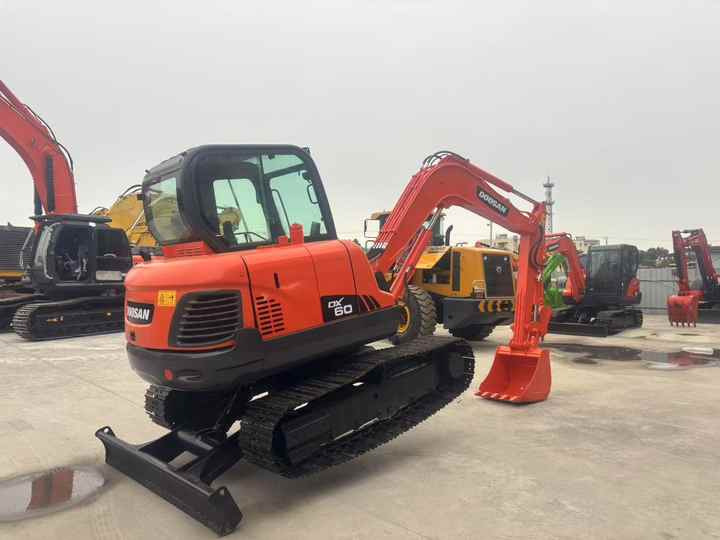 Doosan DX60 DX60-9c DH60-7 DX60W DX80 DX75 DX55 DH35 DH55 Used Mini Excavator Mas Maquinaria Municipal Y Ambiental - Ekskavaator: pilt 2 Doosan DX60 DX60-9c DH60-7 DX60W DX80 DX75 DX55 DH35 DH55 Used Mini Excavator Mas Maquinaria Municipal Y Ambiental - Ekskavaator: pilt 2