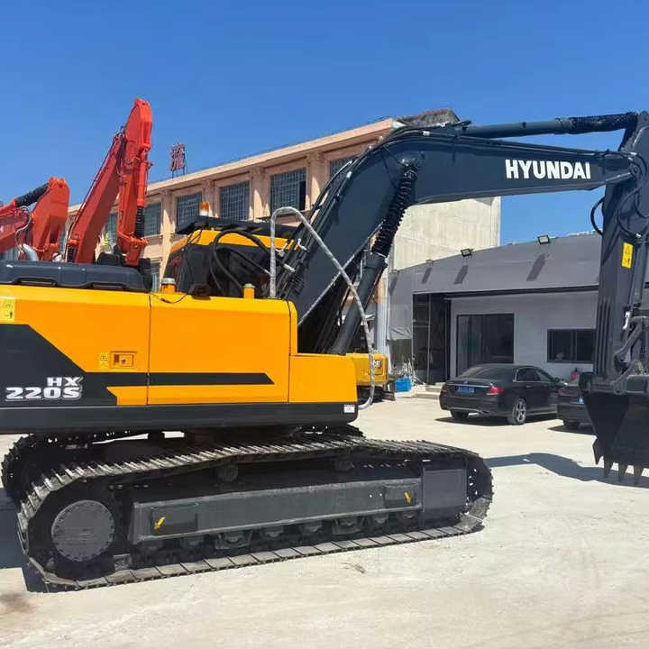 HYUNDAI 96% New HX220s Used Excavator, Korea 22 Ton HX210 HX225 HX 210 220 225 9S 22Ton Crawler Radio Digger Equipment Machine - Ekskavaator: pilt 1 HYUNDAI 96% New HX220s Used Excavator, Korea 22 Ton HX210 HX225 HX 210 220 225 9S 22Ton Crawler Radio Digger Equipment Machine - Ekskavaator: pilt 1
