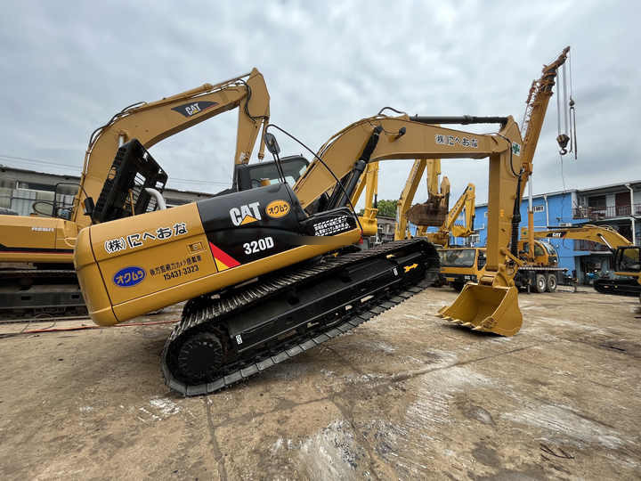 High quality CAT 3176 diesel engine assembly used in 320D excavator complete engine - Lintekskavaator: pilt 2 High quality CAT 3176 diesel engine assembly used in 320D excavator complete engine - Lintekskavaator: pilt 2