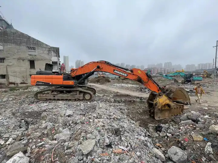 High-quality Original Used Korea Crawler 50 Ton Doosan Dx520 Excavator Used Excavator Digger In Shanghai - Lintekskavaator: pilt 5 High-quality Original Used Korea Crawler 50 Ton Doosan Dx520 Excavator Used Excavator Digger In Shanghai - Lintekskavaator: pilt 5