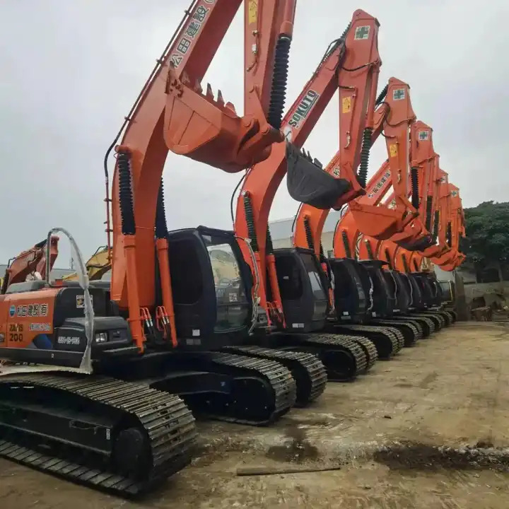 Japan Made Used Excavator Hitachi Ex200-1,Ex200 With Good Condition And Best Price Excavator Machine in Shanghai - Lintekskavaator: pilt 1 Japan Made Used Excavator Hitachi Ex200-1,Ex200 With Good Condition And Best Price Excavator Machine in Shanghai - Lintekskavaator: pilt 1