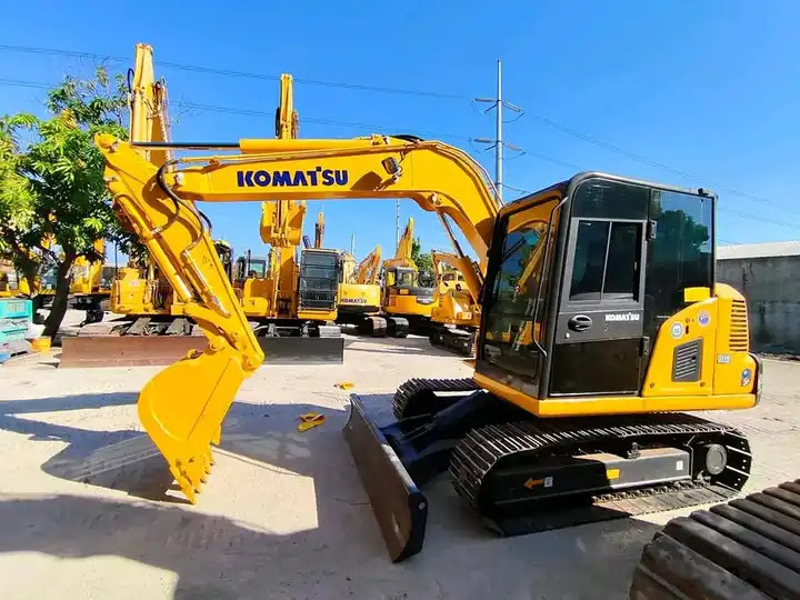 Japan Second Hand Used Hydraulic Crawler Excavator PC55 PC60 PC35 PC120 Digger Komatsu PC60-7 Excavator - Ekskavaator: pilt 3 Japan Second Hand Used Hydraulic Crawler Excavator PC55 PC60 PC35 PC120 Digger Komatsu PC60-7 Excavator - Ekskavaator: pilt 3