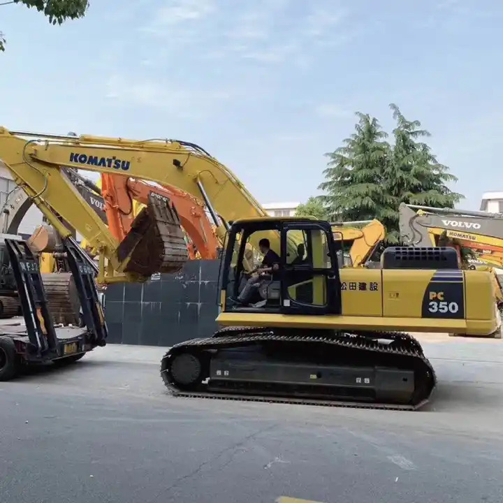 New Arrival Used Kkomatsu PC350-8 PC300-7 PC270-8 PC400-7 Hydraulic Crawler Excavator Large Sized Machines for Sale - Lintekskavaator: pilt 2 New Arrival Used Kkomatsu PC350-8 PC300-7 PC270-8 PC400-7 Hydraulic Crawler Excavator Large Sized Machines for Sale - Lintekskavaator: pilt 2