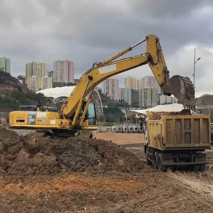 New Arrival Used Kkomatsu PC350-8 PC300-7 PC270-8 PC400-7 Hydraulic Crawler Excavator Large Sized Machines for Sale - Lintekskavaator: pilt 4 New Arrival Used Kkomatsu PC350-8 PC300-7 PC270-8 PC400-7 Hydraulic Crawler Excavator Large Sized Machines for Sale - Lintekskavaator: pilt 4