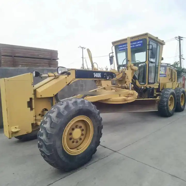 Orginal used cat 140K motor grader with CAT C7 engine in Shanghai China - Teehöövel: pilt 1 Orginal used cat 140K motor grader with CAT C7 engine in Shanghai China - Teehöövel: pilt 1