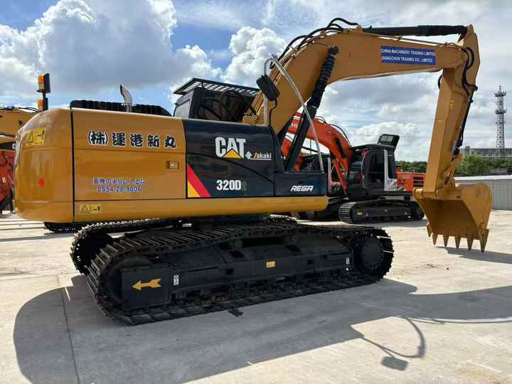 Original Second-hand Used Caterpillar Cat 320d2 320d2l 320d 320dl Cat320d2 Crawler Excavator cat 320d Excavator for Sale - Ekskavaator: pilt 2 Original Second-hand Used Caterpillar Cat 320d2 320d2l 320d 320dl Cat320d2 Crawler Excavator cat 320d Excavator for Sale - Ekskavaator: pilt 2