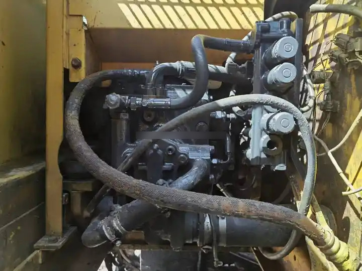 Original Well-Maintained Komatsu PC120-6 Used Excavator for Sale - Lintekskavaator: pilt 4 Original Well-Maintained Komatsu PC120-6 Used Excavator for Sale - Lintekskavaator: pilt 4