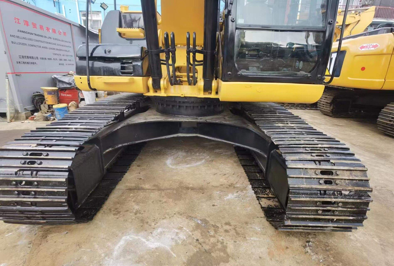 Second Hand Cat Excavator CAT 320D High Quality Japan Used Construction Machine 20ton Excavator cat320d - Ekskavaator: pilt 3 Second Hand Cat Excavator CAT 320D High Quality Japan Used Construction Machine 20ton Excavator cat320d - Ekskavaator: pilt 3