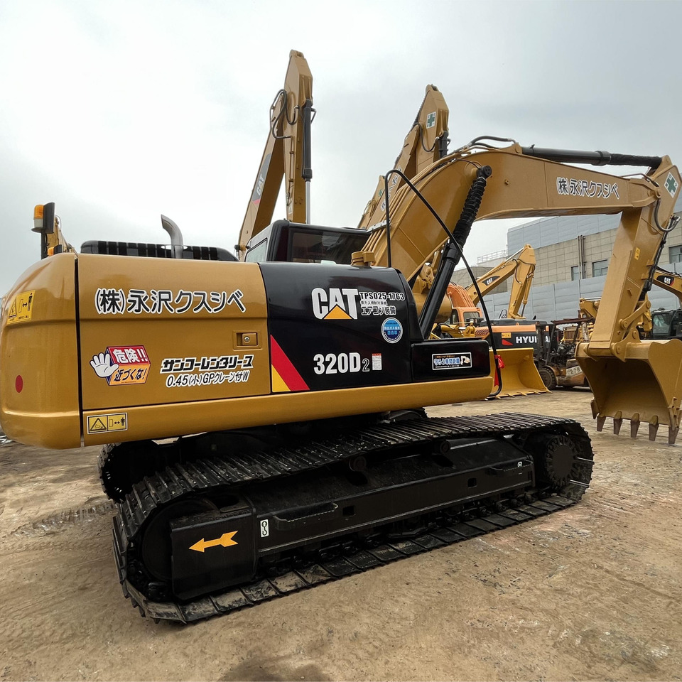 Second Hand Cat Excavator CAT 320D Japan Used Construction Machine 20ton Excavator cat320d - Ekskavaator: pilt 1 Second Hand Cat Excavator CAT 320D Japan Used Construction Machine 20ton Excavator cat320d - Ekskavaator: pilt 1