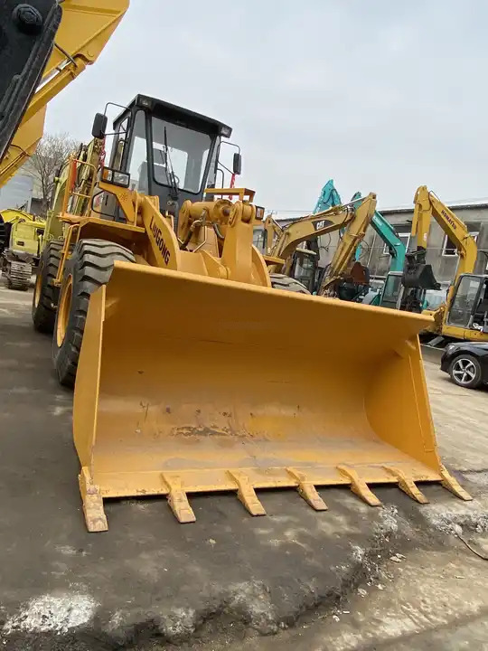 Second hand LiuGong wheel loader LG856 ,good condition chinese loader 856 wheel loader ,Liu gong Wheel Loader 856 Earth-moving - Rataslaadur: pilt 4 Second hand LiuGong wheel loader LG856 ,good condition chinese loader 856 wheel loader ,Liu gong Wheel Loader 856 Earth-moving - Rataslaadur: pilt 4