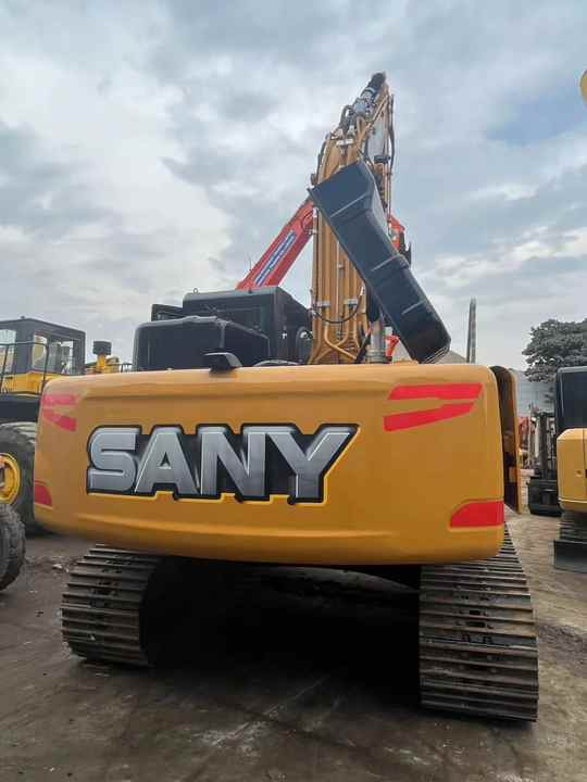 Second hand Used SANY 215 excavator Excavadoras de segunda mano SANY215C - Lintekskavaator: pilt 5 Second hand Used SANY 215 excavator Excavadoras de segunda mano SANY215C - Lintekskavaator: pilt 5