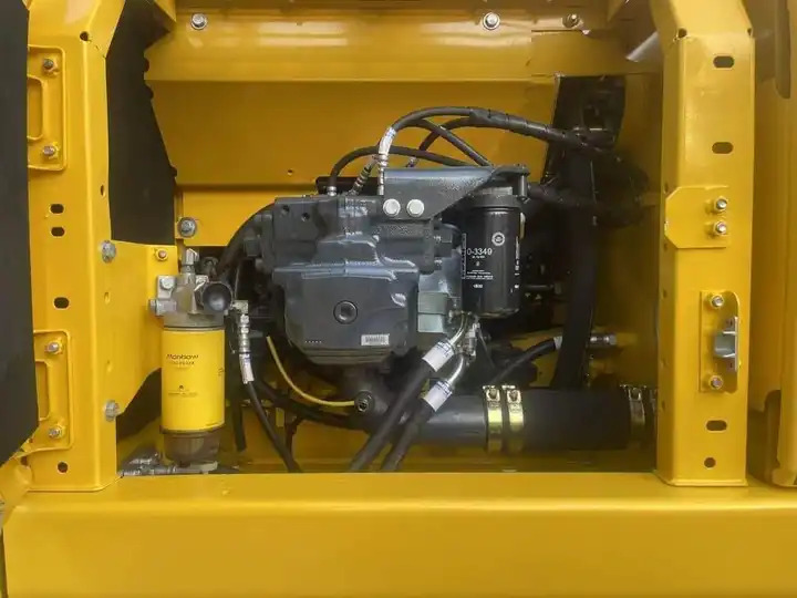 Secondhand Used Pull Throttle Komatsu PC 220-6 with Good Condition PC78 PC78 6 PC110 PC120 PC200 - Ekskavaator: pilt 2 Secondhand Used Pull Throttle Komatsu PC 220-6 with Good Condition PC78 PC78 6 PC110 PC120 PC200 - Ekskavaator: pilt 2