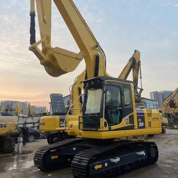 Secondhand Used Pull Throttle Komatsu PC 220-6 with Good Condition PC78 PC78 6 PC110 PC120 PC200 - Ekskavaator: pilt 1 Secondhand Used Pull Throttle Komatsu PC 220-6 with Good Condition PC78 PC78 6 PC110 PC120 PC200 - Ekskavaator: pilt 1
