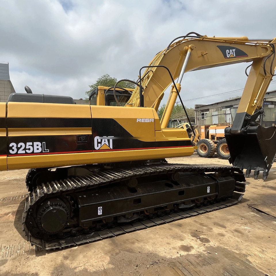 Used Caterpillar excavator CAT 325BL in good condition for sale - Lintekskavaator: pilt 1 Used Caterpillar excavator CAT 325BL in good condition for sale - Lintekskavaator: pilt 1