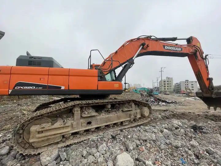 Used Doosan Excavator Doosan Excavator Dx520 Doosan Dx520lc Excavator - Ekskavaator: pilt 5 Used Doosan Excavator Doosan Excavator Dx520 Doosan Dx520lc Excavator - Ekskavaator: pilt 5