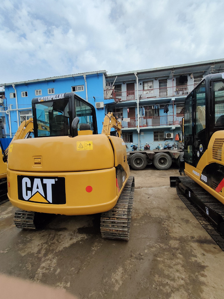 Used Mini cat 306 excavator 6tons excavator on sale - Lintekskavaator: pilt 5 Used Mini cat 306 excavator 6tons excavator on sale - Lintekskavaator: pilt 5