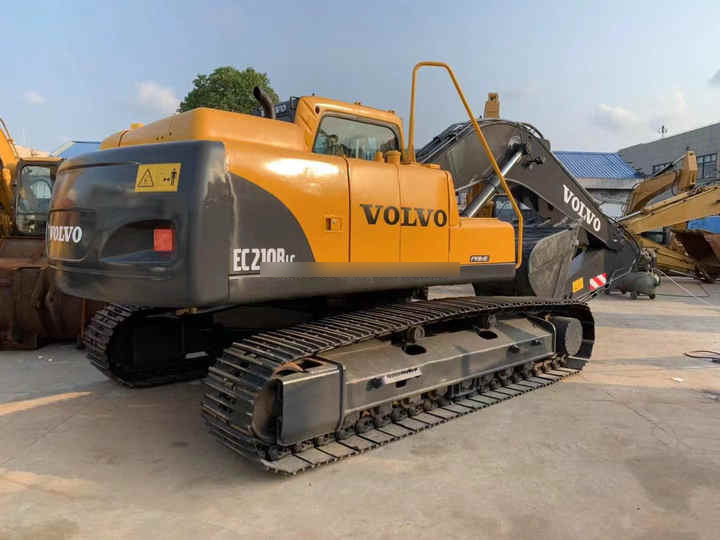 Used Original Volvo Excavator EC210B machinery in stock for sale with high quality and good price - Lintekskavaator: pilt 4 Used Original Volvo Excavator EC210B machinery in stock for sale with high quality and good price - Lintekskavaator: pilt 4