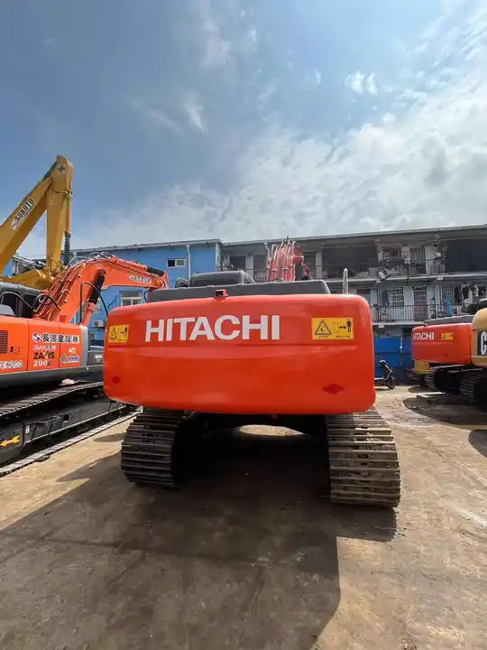 Used excavator Hitachi ZX120 Japanese second hand Excavadoras de segunda mano - Ekskavaator: pilt 2 Used excavator Hitachi ZX120 Japanese second hand Excavadoras de segunda mano - Ekskavaator: pilt 2