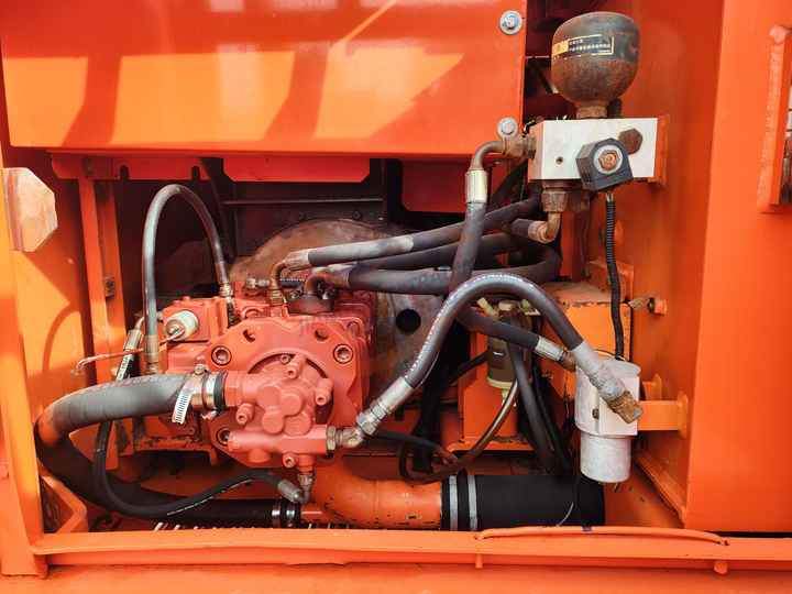 Used excavator doosan dh150 excavators machinery doosan dx60 dx80 dx75 dx225 Good Condition Low price - Lintekskavaator: pilt 5 Used excavator doosan dh150 excavators machinery doosan dx60 dx80 dx75 dx225 Good Condition Low price - Lintekskavaator: pilt 5