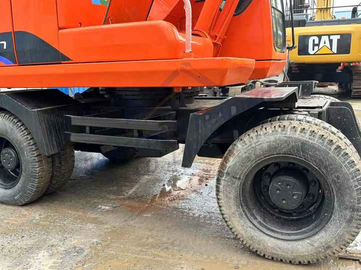 Used excavator doosan dh150 excavators machinery doosan dx60 dx80 dx75 dx225 Good Condition Low price - Lintekskavaator: pilt 2 Used excavator doosan dh150 excavators machinery doosan dx60 dx80 dx75 dx225 Good Condition Low price - Lintekskavaator: pilt 2