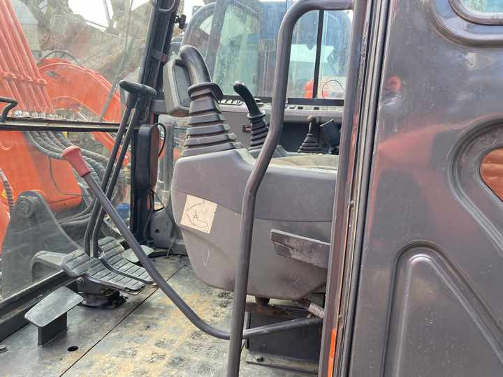 Used excavator doosan dx60 excavators earth-moving machinery doosan dx60 dx80 dx75 dx225 for sale - Lintekskavaator: pilt 5 Used excavator doosan dx60 excavators earth-moving machinery doosan dx60 dx80 dx75 dx225 for sale - Lintekskavaator: pilt 5