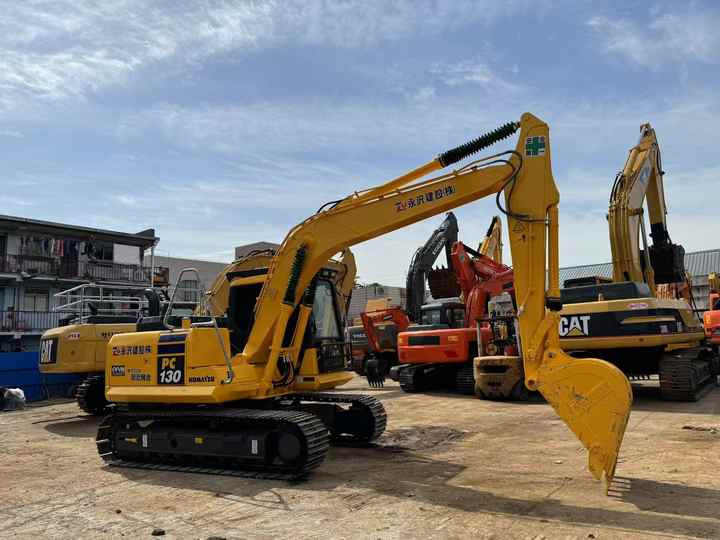 Nice porfmance Japanese Hot Selling Good Condition Used Excavator Komatsu PC130 Cheap Price PC210 PC220-8 pc120 pc130 - Lintekskavaator: pilt 2 Nice porfmance Japanese Hot Selling Good Condition Used Excavator Komatsu PC130 Cheap Price PC210 PC220-8 pc120 pc130 - Lintekskavaator: pilt 2