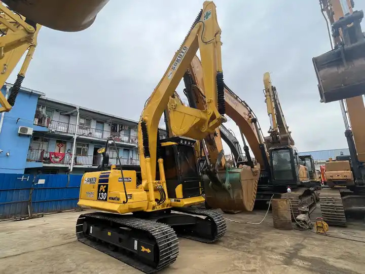 Perfect performance japan original low hourS used Komatsu PC130-7 excavator for hot sale - Lintekskavaator: pilt 3 Perfect performance japan original low hourS used Komatsu PC130-7 excavator for hot sale - Lintekskavaator: pilt 3