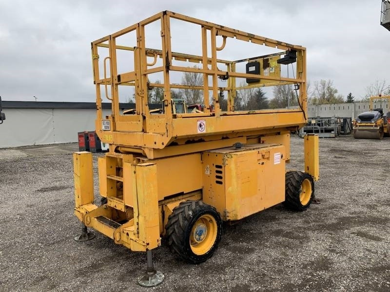 Genie GS-2669 - 10 m, 4x4, diesel - Käärlift: pilt 2 Genie GS-2669 - 10 m, 4x4, diesel - Käärlift: pilt 2