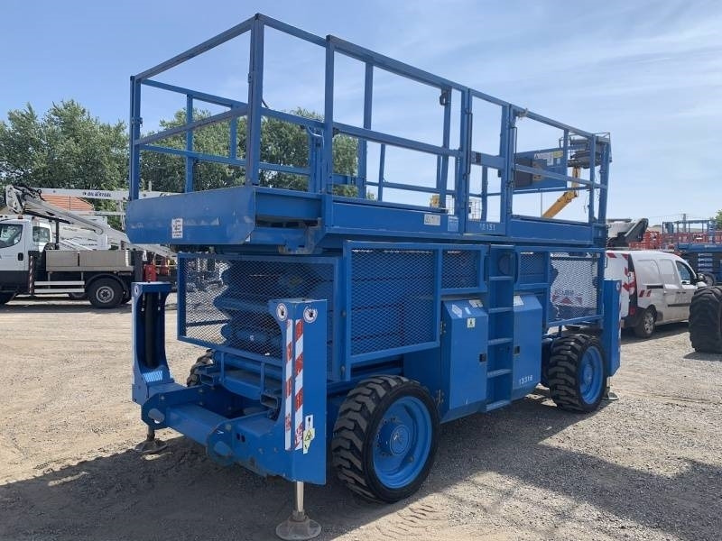 Genie GS4390 - 15,11m, diesel, 4x4 - Käärlift: pilt 2 Genie GS4390 - 15,11m, diesel, 4x4 - Käärlift: pilt 2