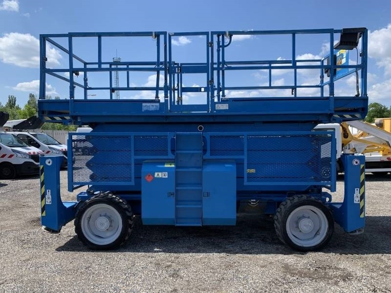 Genie GS5390 - 18m - 4x4 - Diesel - Käärlift: pilt 5 Genie GS5390 - 18m - 4x4 - Diesel - Käärlift: pilt 5