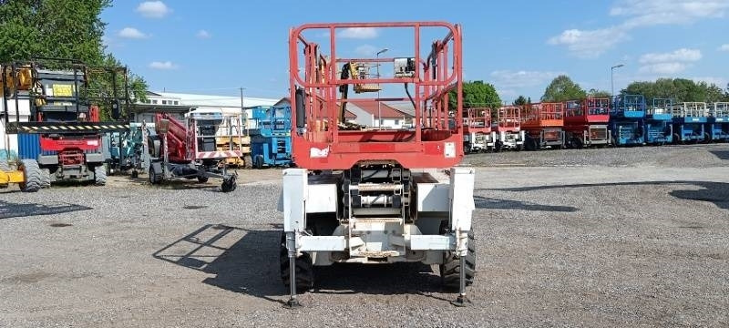 Haulotte Compact 10 DX - 4x4 - 10m - diesel - Käärlift: pilt 3 Haulotte Compact 10 DX - 4x4 - 10m - diesel - Käärlift: pilt 3