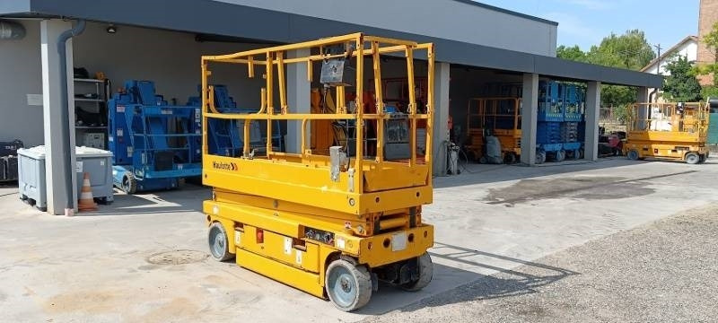 Haulotte Compact 8 - 8m, electric - Käärlift: pilt 1 Haulotte Compact 8 - 8m, electric - Käärlift: pilt 1