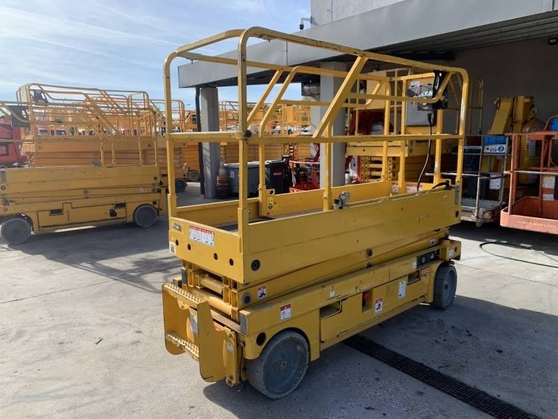 Haulotte Compact 8 - 8m, electric  - Käärlift: pilt 2 Haulotte Compact 8 - 8m, electric  - Käärlift: pilt 2