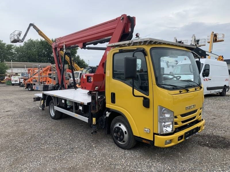Isuzu M21 Oil&Steel Scorpion 2112J - 21m - 230 kg - Veoautolt tõusev platvorm: pilt 1 Isuzu M21 Oil&Steel Scorpion 2112J - 21m - 230 kg - Veoautolt tõusev platvorm: pilt 1