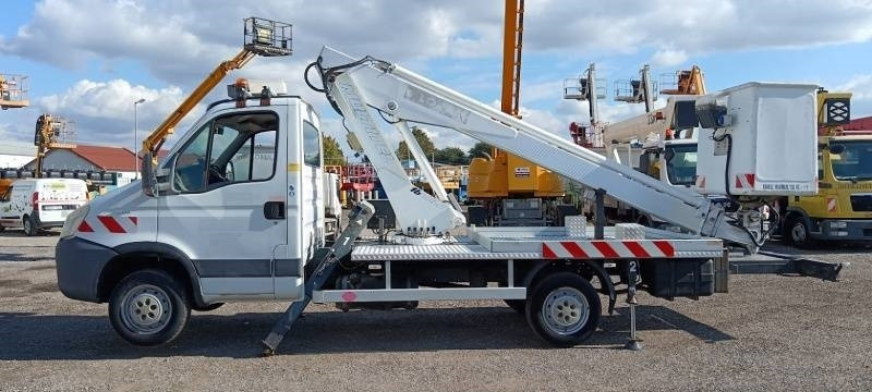 Iveco Daily Multitel 160 ALU DS - 16m - Veoautolt tõusev platvorm: pilt 5 Iveco Daily Multitel 160 ALU DS - 16m - Veoautolt tõusev platvorm: pilt 5