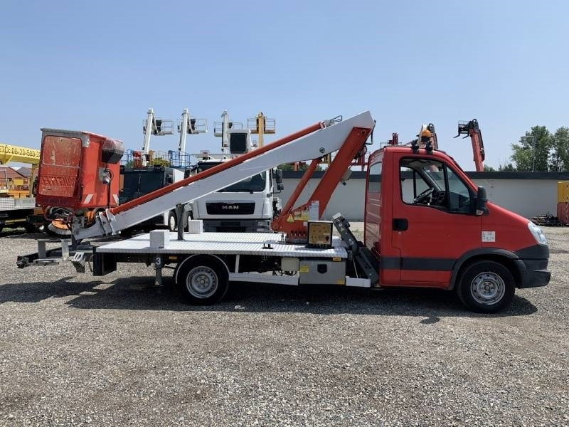 Iveco Daily Multitel 160 ALU DS - 16m - Veoautolt tõusev platvorm: pilt 4 Iveco Daily Multitel 160 ALU DS - 16m - Veoautolt tõusev platvorm: pilt 4