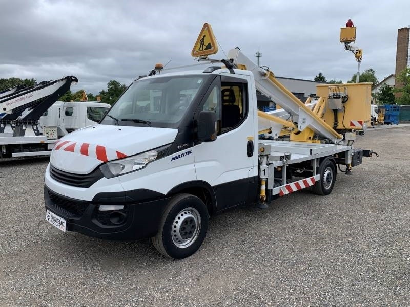 Iveco Daily Multitel HX200 - 20 m - Veoautolt tõusev platvorm: pilt 2 Iveco Daily Multitel HX200 - 20 m - Veoautolt tõusev platvorm: pilt 2