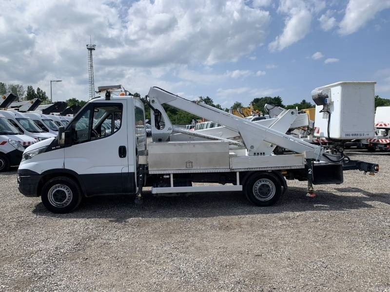 Iveco Daily Multitel MX170 - 17m - 200 kg - Veoautolt tõusev platvorm: pilt 5 Iveco Daily Multitel MX170 - 17m - 200 kg - Veoautolt tõusev platvorm: pilt 5