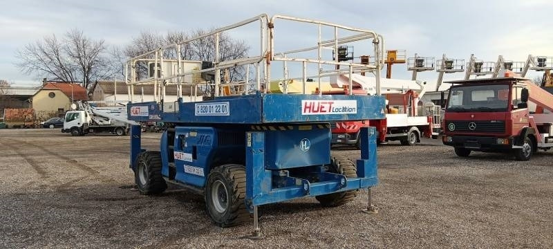 JLG 3394RT - 12m, 4x4, diesel - Käärlift: pilt 1 JLG 3394RT - 12m, 4x4, diesel - Käärlift: pilt 1