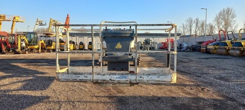JLG 460SJ - 16,09 m, 230 kg, 4x4 - Liigendpoom: pilt 3 JLG 460SJ - 16,09 m, 230 kg, 4x4 - Liigendpoom: pilt 3