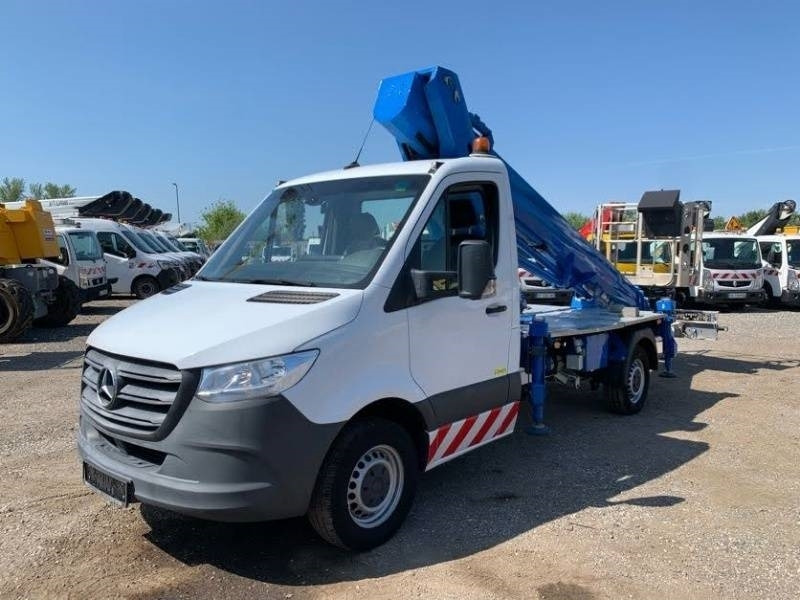 Mercedes-Benz Sprinter Ruthmann Ecoline 230 - 23m - 250 kg - Veoautolt tõusev platvorm: pilt 2 Mercedes-Benz Sprinter Ruthmann Ecoline 230 - 23m - 250 kg - Veoautolt tõusev platvorm: pilt 2