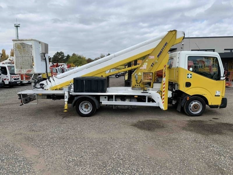 Nissan Cabstar Multitel MT222 - 22m, 200kg  - Veoautolt tõusev platvorm: pilt 4 Nissan Cabstar Multitel MT222 - 22m, 200kg  - Veoautolt tõusev platvorm: pilt 4