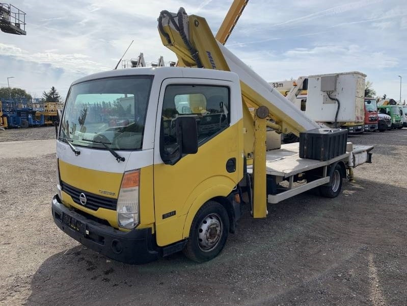 Nissan Cabstar Multitel MT222 - 22m, 200kg  - Veoautolt tõusev platvorm: pilt 2 Nissan Cabstar Multitel MT222 - 22m, 200kg  - Veoautolt tõusev platvorm: pilt 2