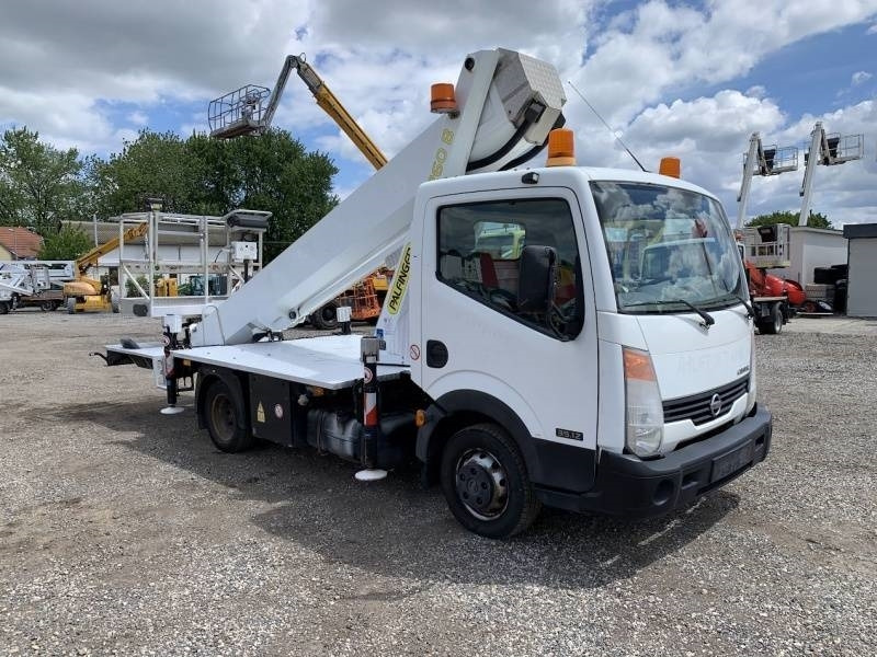 Nissan Cabstar Palfinger P260B - 25,6 m - 230 kg - Veoautolt tõusev platvorm: pilt 1 Nissan Cabstar Palfinger P260B - 25,6 m - 230 kg - Veoautolt tõusev platvorm: pilt 1