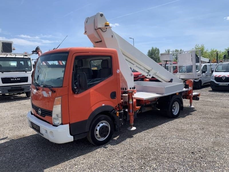 Nissan Cabstar Ruthmann-Steiger TB220 - 22,1m - 200 kg - Veoautolt tõusev platvorm: pilt 2 Nissan Cabstar Ruthmann-Steiger TB220 - 22,1m - 200 kg - Veoautolt tõusev platvorm: pilt 2