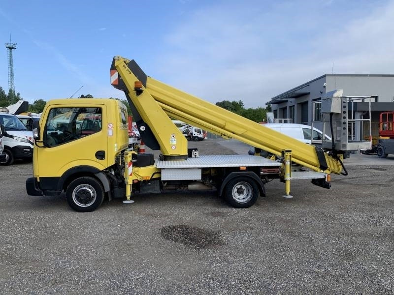 Nissan Cabstar Ruthmann-Steiger TB270 - 27m - 230 kg - Veoautolt tõusev platvorm: pilt 4 Nissan Cabstar Ruthmann-Steiger TB270 - 27m - 230 kg - Veoautolt tõusev platvorm: pilt 4
