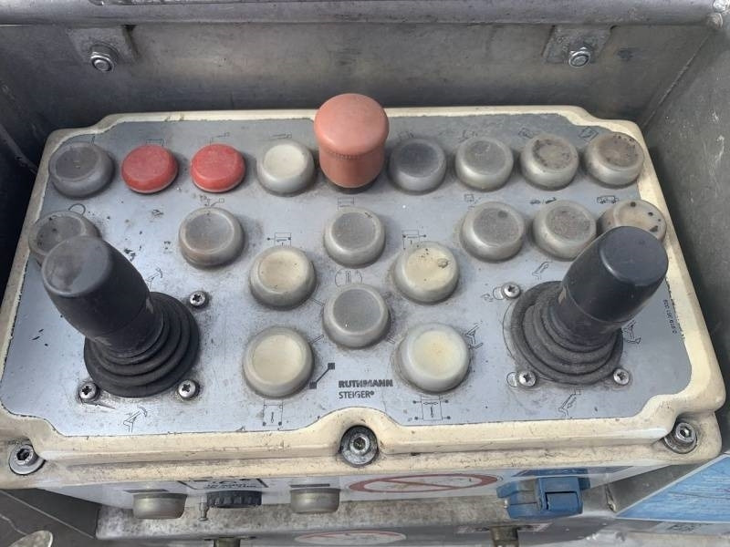 Veoautolt tõusev platvorm Nissan Cabstar Ruthmann TB270 - 27m - 230 kg: pilt 13 Veoautolt tõusev platvorm Nissan Cabstar Ruthmann TB270 - 27m - 230 kg: pilt 13