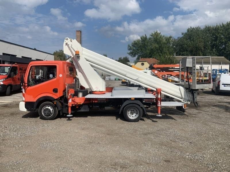 Nissan Cabstar Ruthmann TB270 - 27m - 230 kg - Veoautolt tõusev platvorm: pilt 5 Nissan Cabstar Ruthmann TB270 - 27m - 230 kg - Veoautolt tõusev platvorm: pilt 5