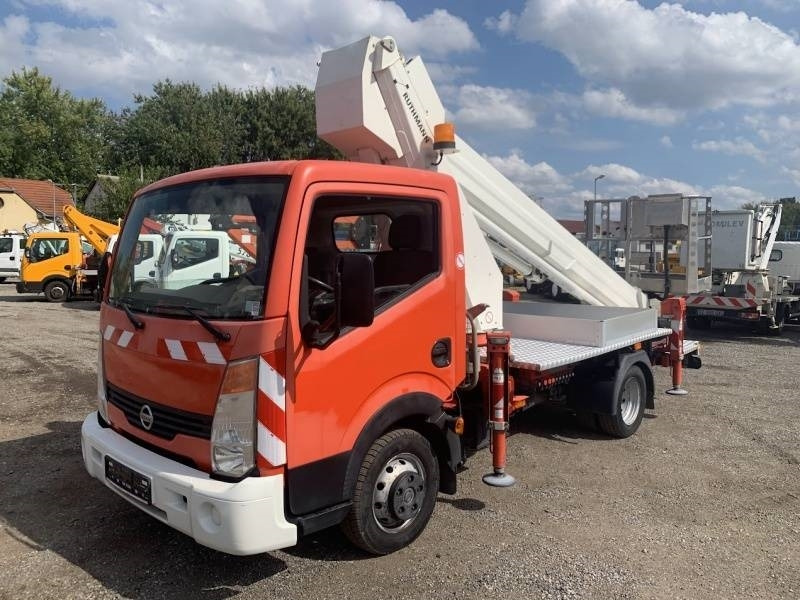 Nissan Cabstar Ruthmann TB270 - 27m - 230 kg - Veoautolt tõusev platvorm: pilt 2 Nissan Cabstar Ruthmann TB270 - 27m - 230 kg - Veoautolt tõusev platvorm: pilt 2