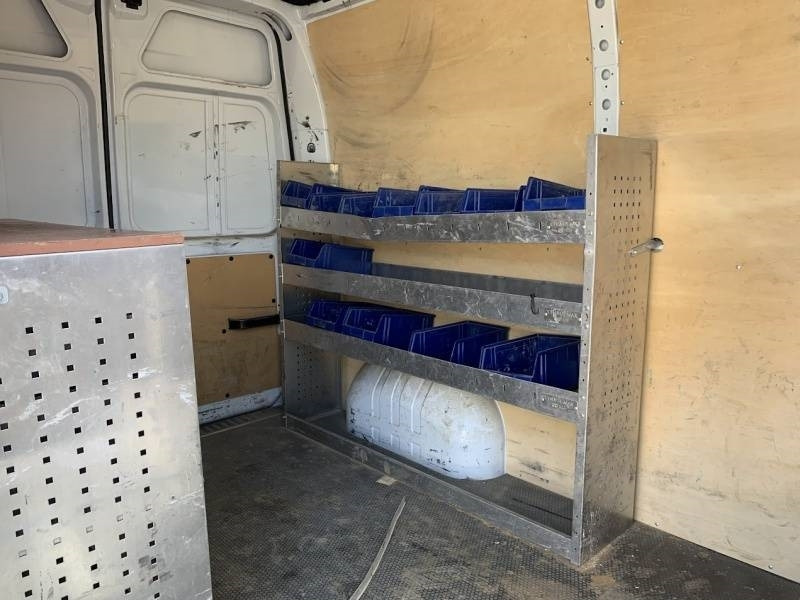 Veoautolt tõusev platvorm Renault Master Klubb K32 - 12,5 m, 120 kg: pilt 15
